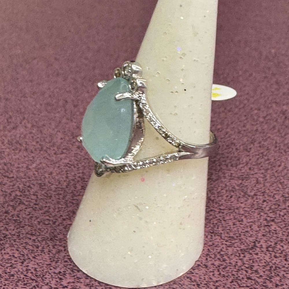 Genuine Stone Ring - Picture 2 of 4